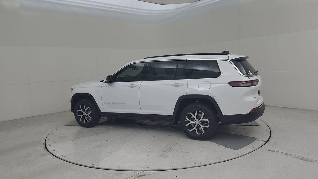 new 2025 Jeep Grand Cherokee L car, priced at $45,782