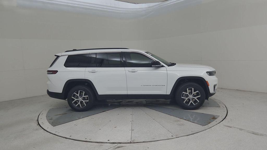 new 2025 Jeep Grand Cherokee L car, priced at $45,782
