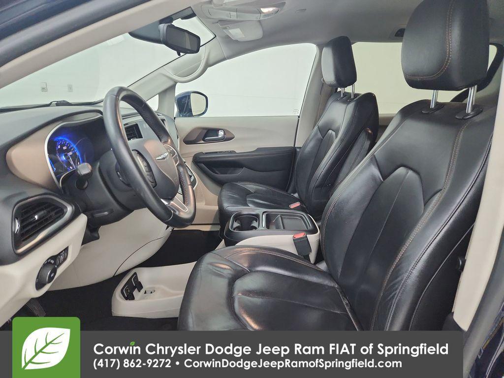 used 2017 Chrysler Pacifica car, priced at $9,000