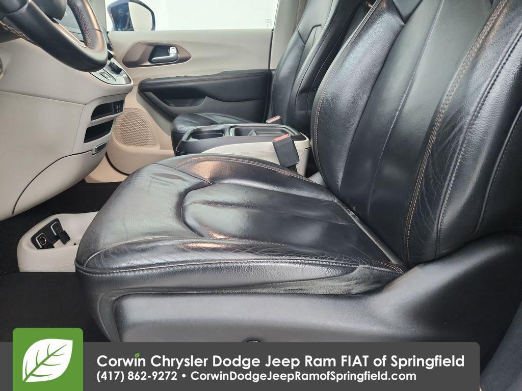 used 2017 Chrysler Pacifica car, priced at $9,000