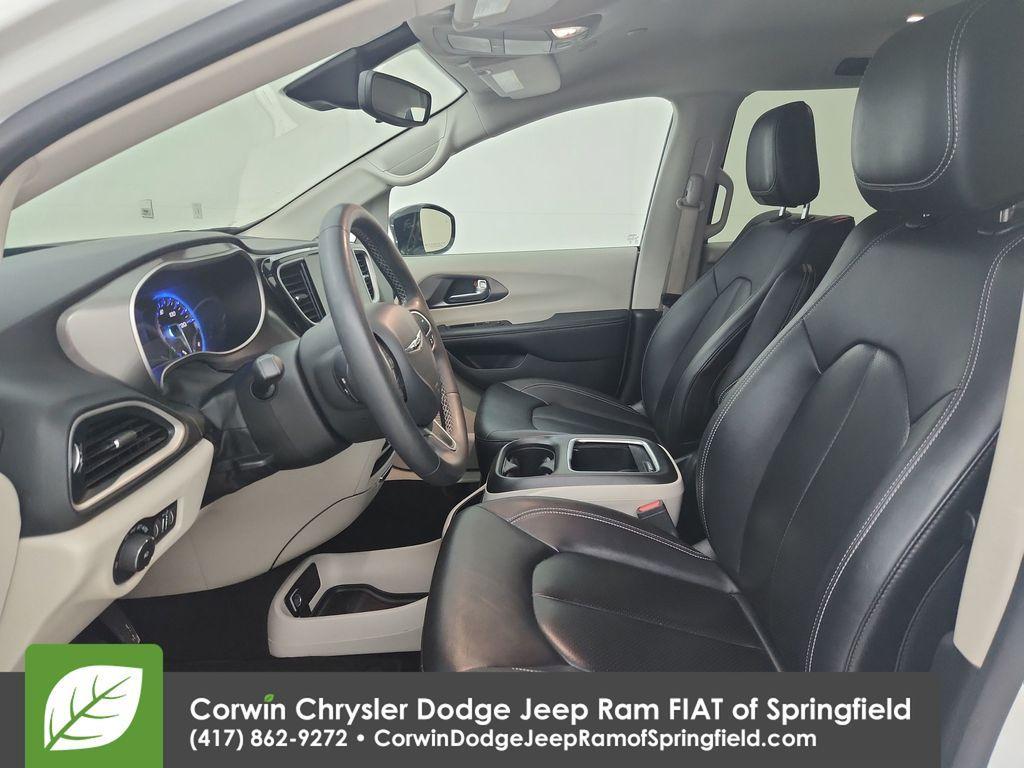 used 2024 Chrysler Pacifica car, priced at $26,411