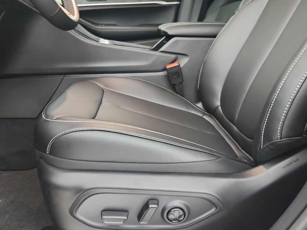 new 2025 Jeep Grand Cherokee L car, priced at $48,035