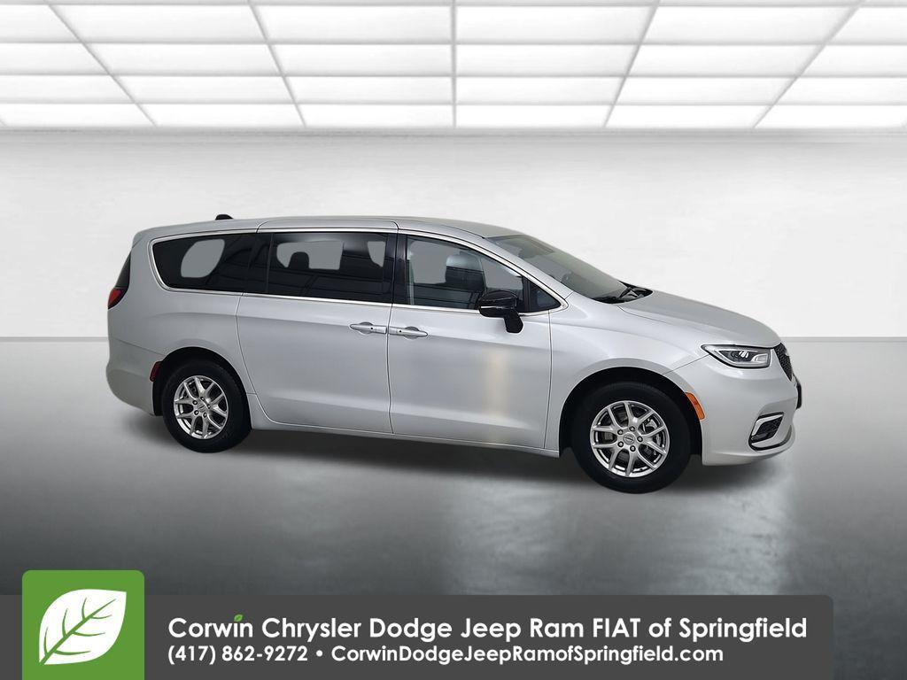 used 2024 Chrysler Pacifica car, priced at $26,520
