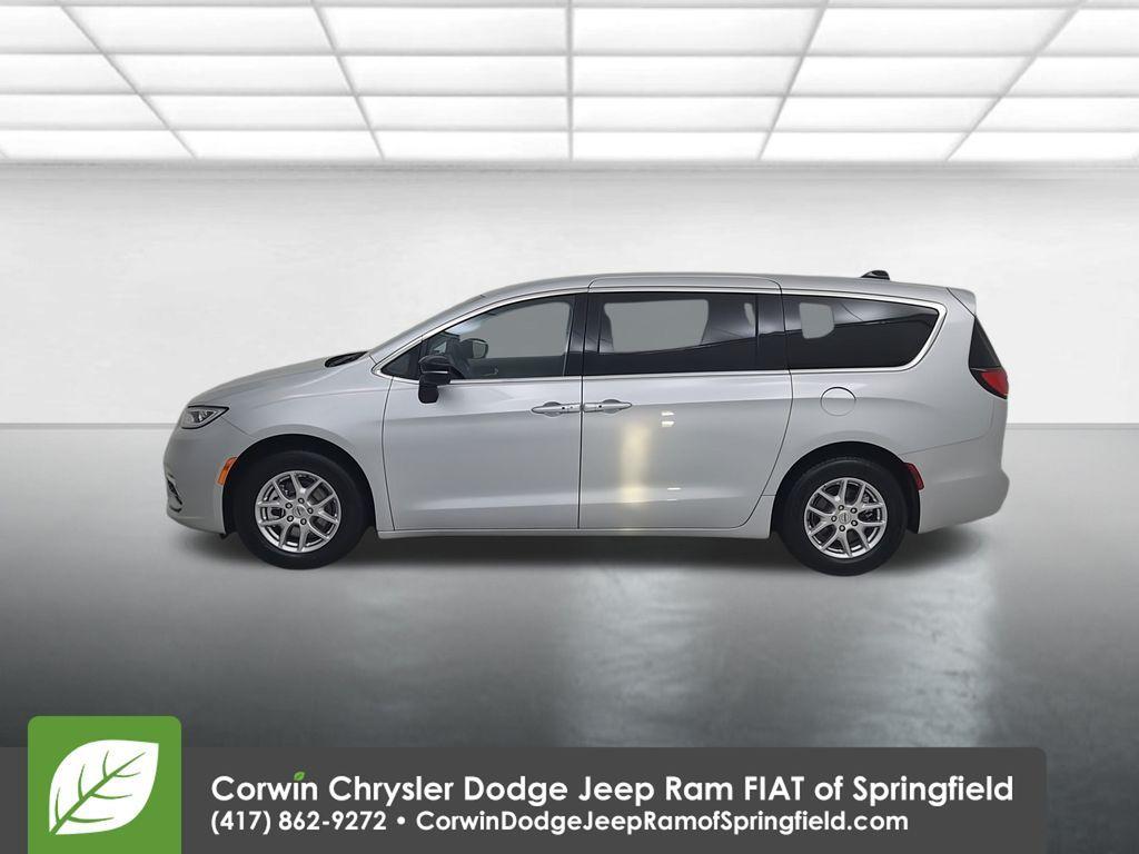 used 2024 Chrysler Pacifica car, priced at $26,520