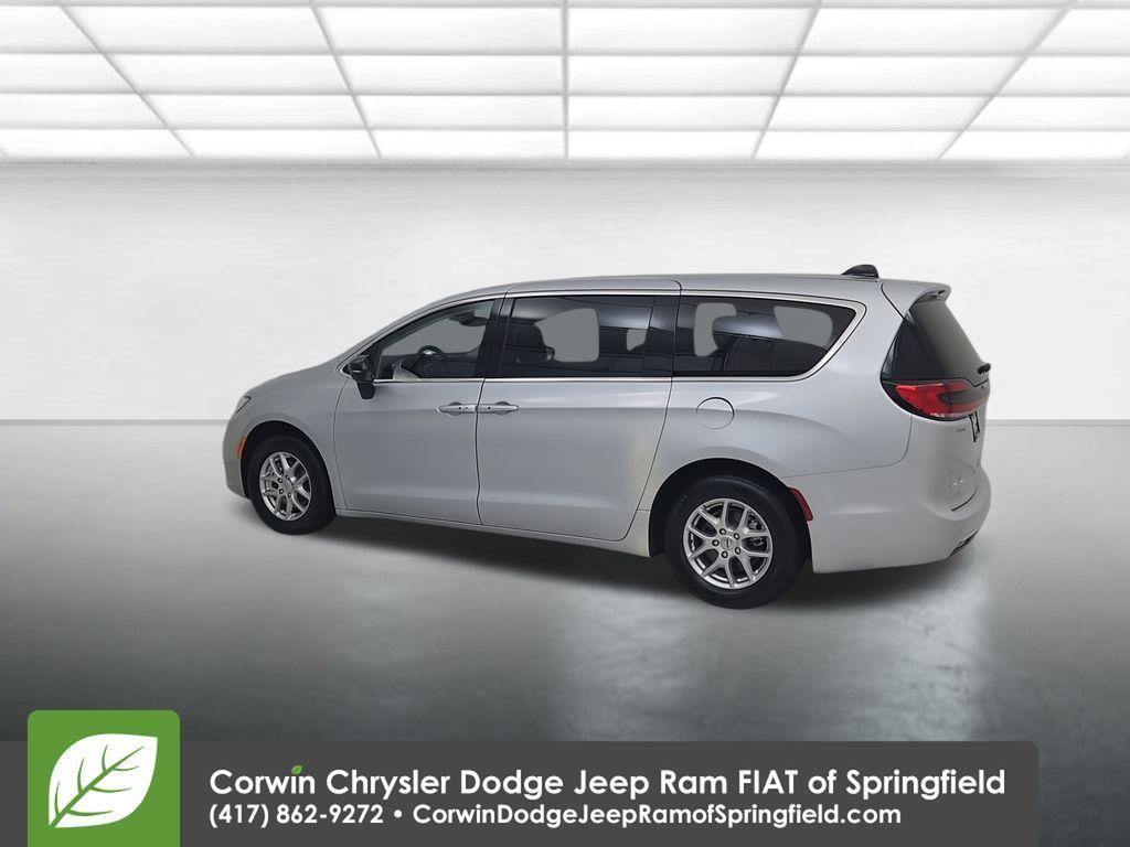 used 2024 Chrysler Pacifica car, priced at $26,520