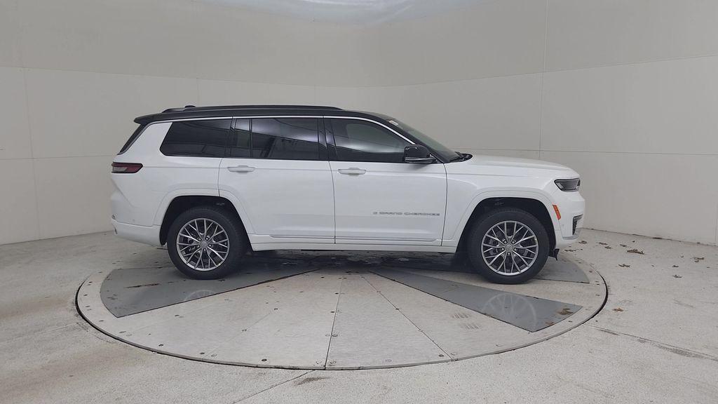 new 2025 Jeep Grand Cherokee L car, priced at $58,833