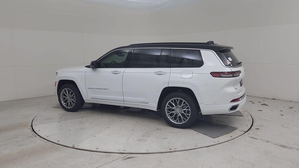 new 2025 Jeep Grand Cherokee L car, priced at $58,833