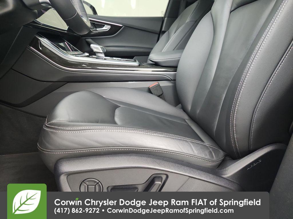 used 2025 Audi Q7 car, priced at $45,900