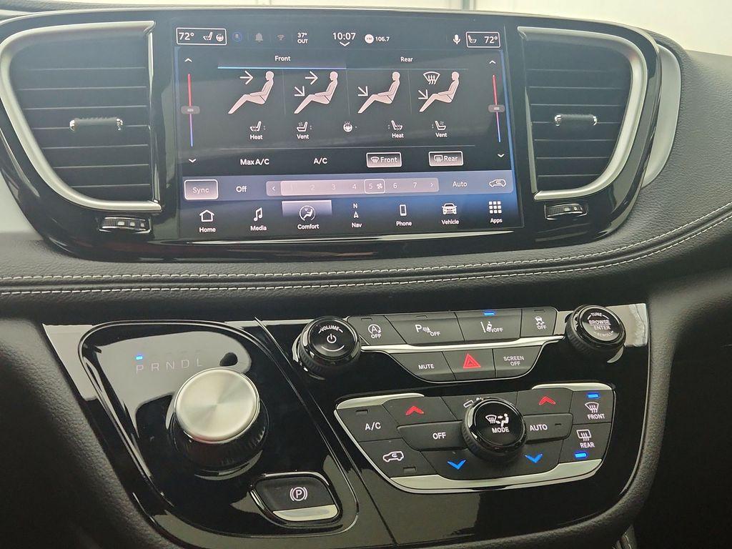 new 2026 Chrysler Pacifica car, priced at $51,788