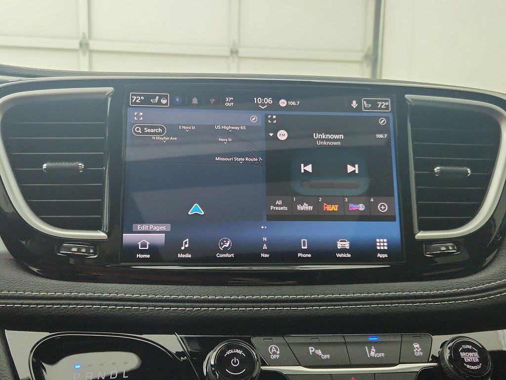 new 2026 Chrysler Pacifica car, priced at $51,788