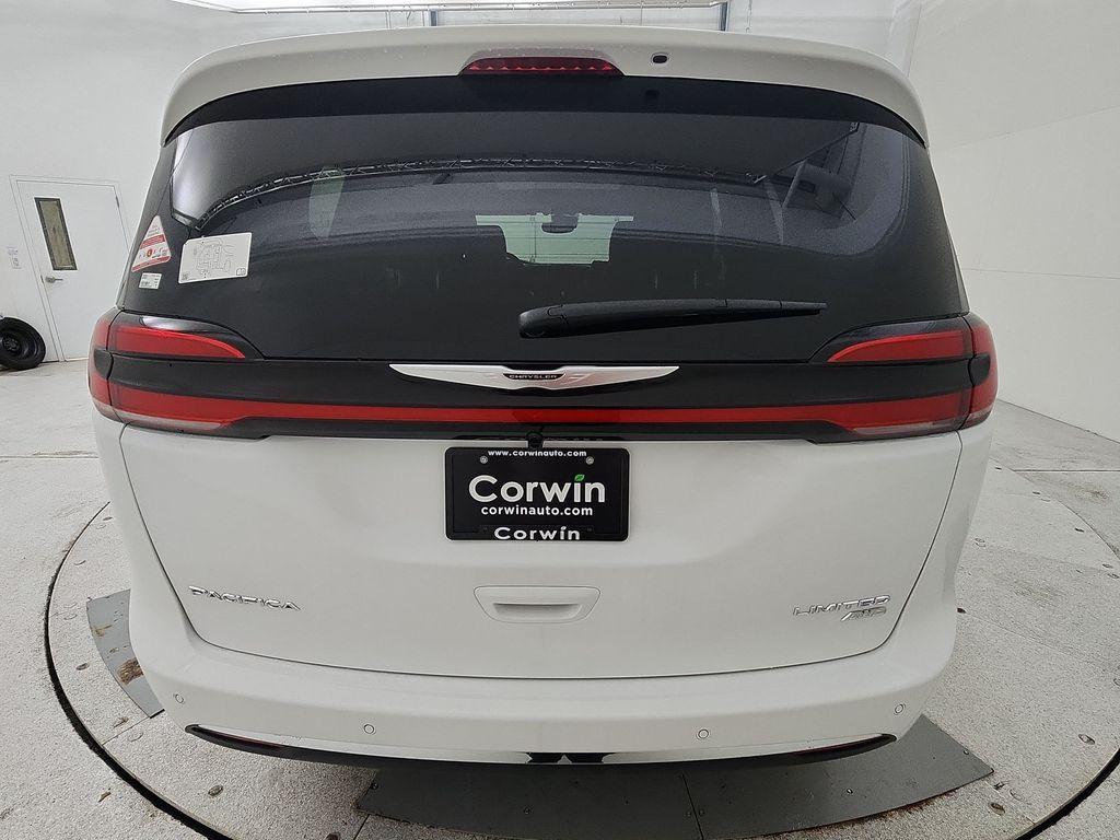 new 2026 Chrysler Pacifica car, priced at $51,788