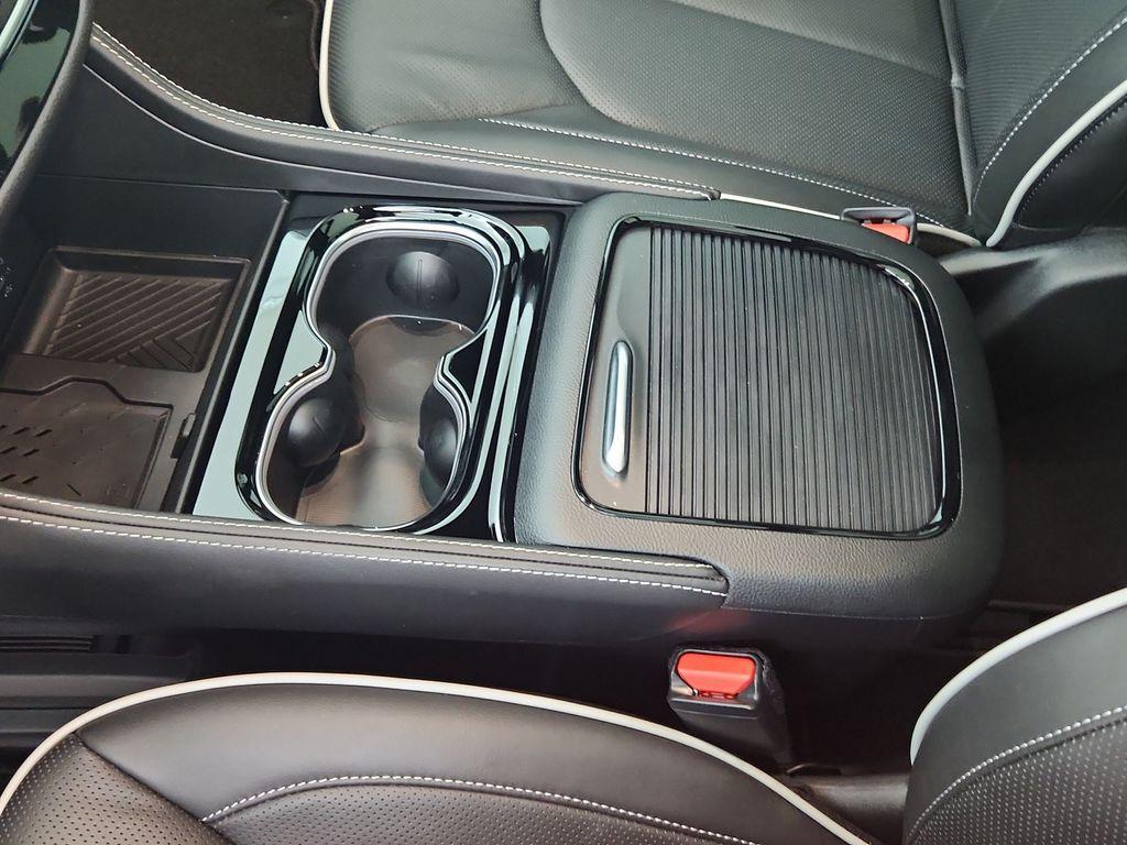 new 2026 Chrysler Pacifica car, priced at $51,788