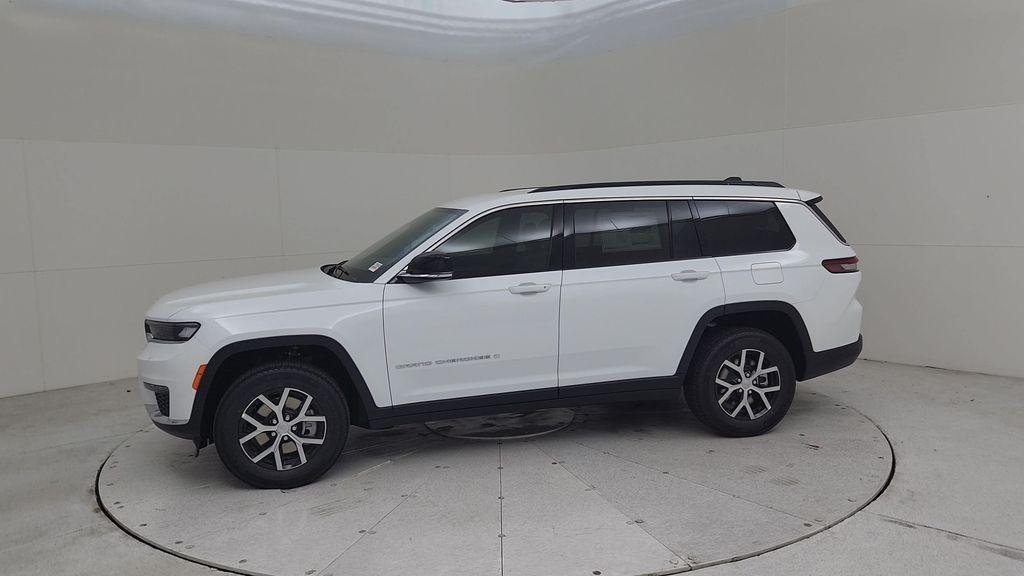 new 2025 Jeep Grand Cherokee L car, priced at $43,757