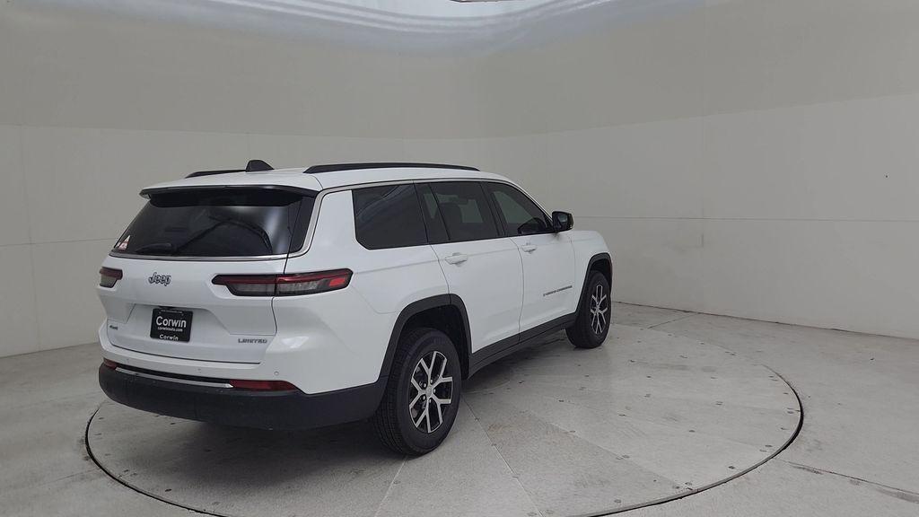 new 2025 Jeep Grand Cherokee L car, priced at $43,757