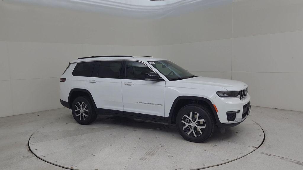 new 2025 Jeep Grand Cherokee L car, priced at $43,757