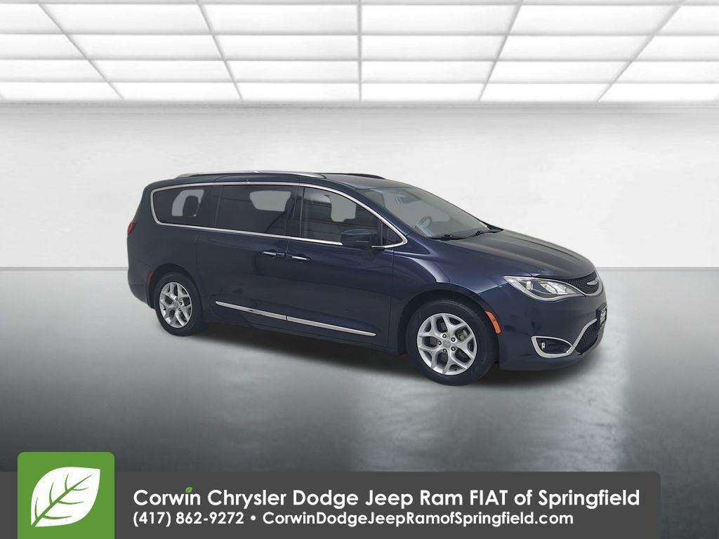 used 2017 Chrysler Pacifica car, priced at $11,873