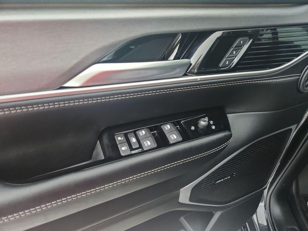 new 2026 Jeep Grand Wagoneer car, priced at $73,427