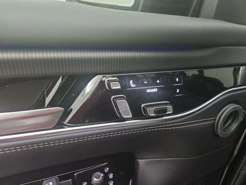 new 2026 Jeep Grand Wagoneer car, priced at $98,366