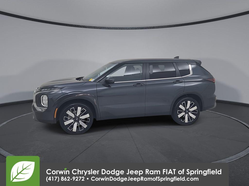 used 2025 Mitsubishi Outlander car, priced at $25,700