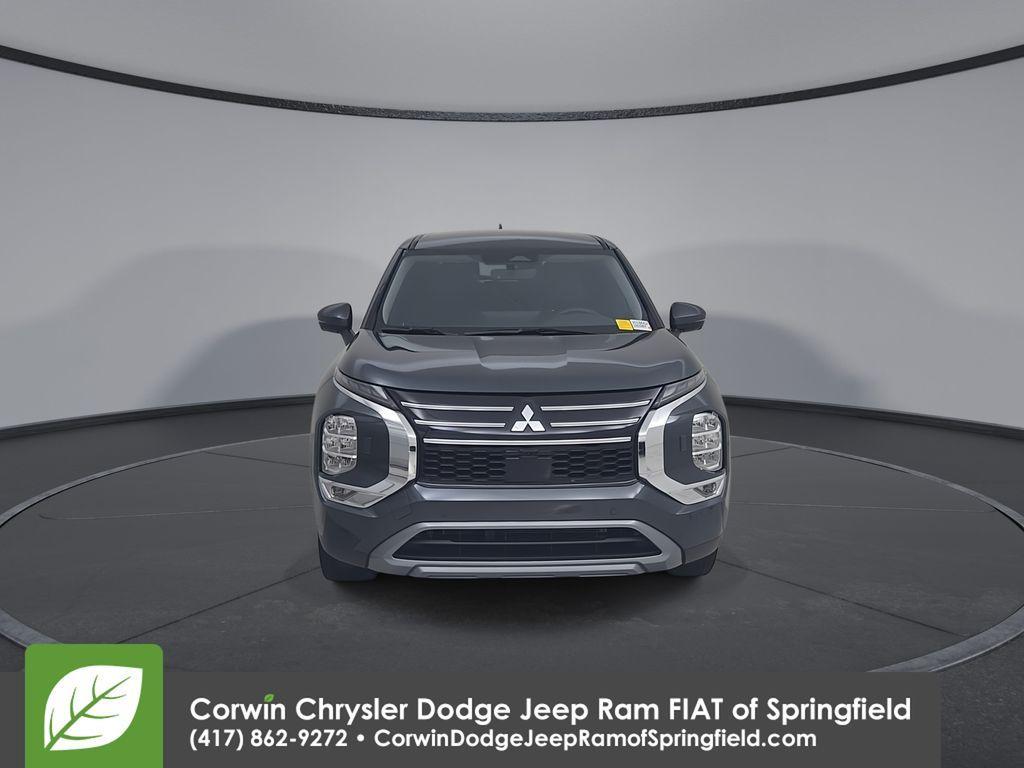 used 2025 Mitsubishi Outlander car, priced at $25,700