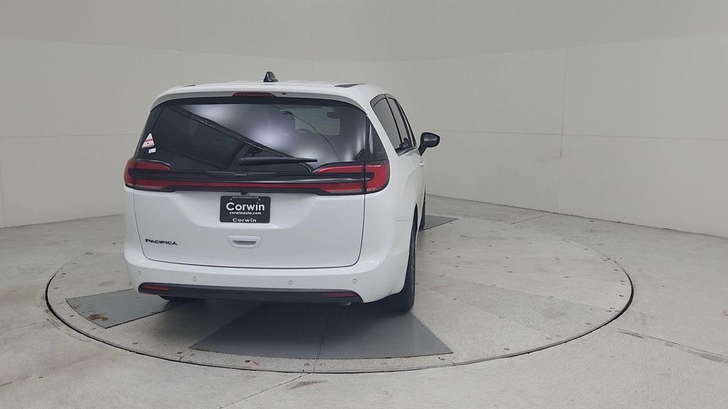 new 2026 Chrysler Pacifica car, priced at $43,693