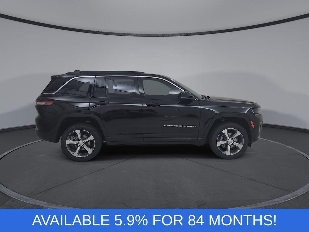 new 2026 Jeep Grand Cherokee car, priced at $42,853