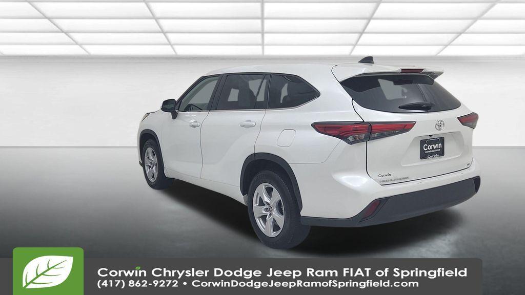 used 2023 Toyota Highlander car, priced at $28,188