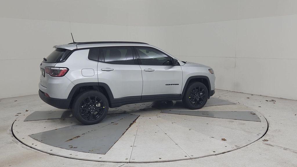 new 2026 Jeep Compass car, priced at $32,423