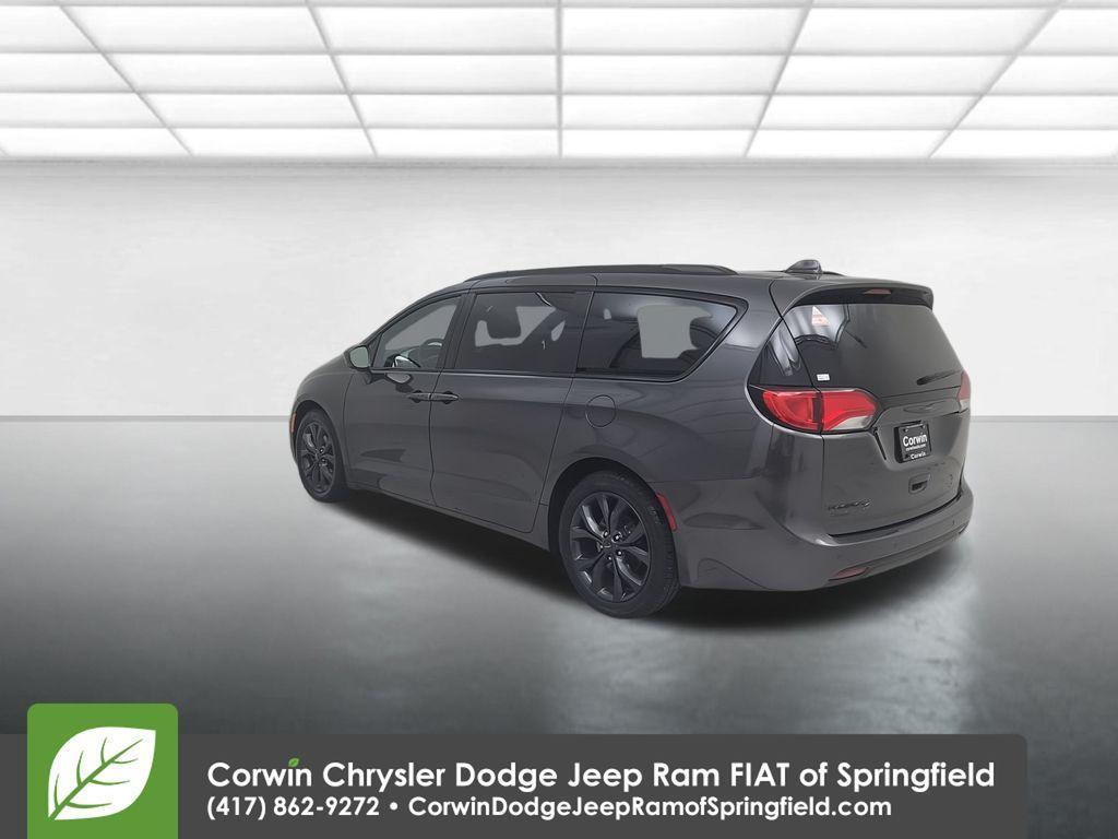 used 2018 Chrysler Pacifica car, priced at $16,496