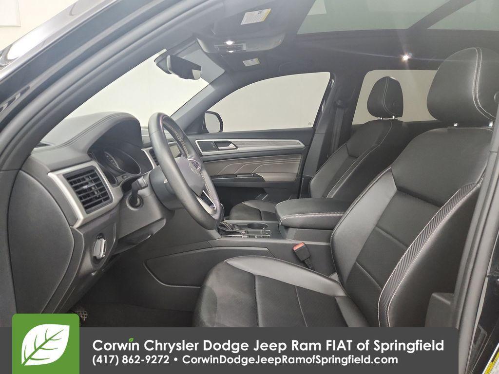 used 2021 Volkswagen Atlas Cross Sport car, priced at $17,500