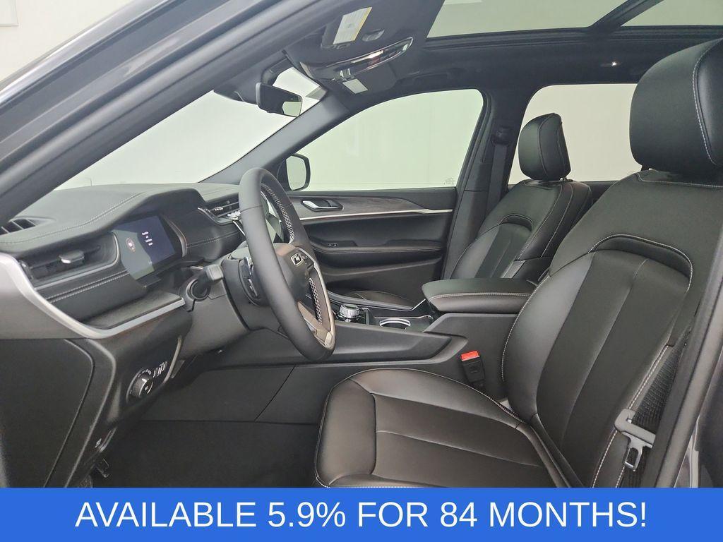 new 2025 Jeep Grand Cherokee car, priced at $44,963