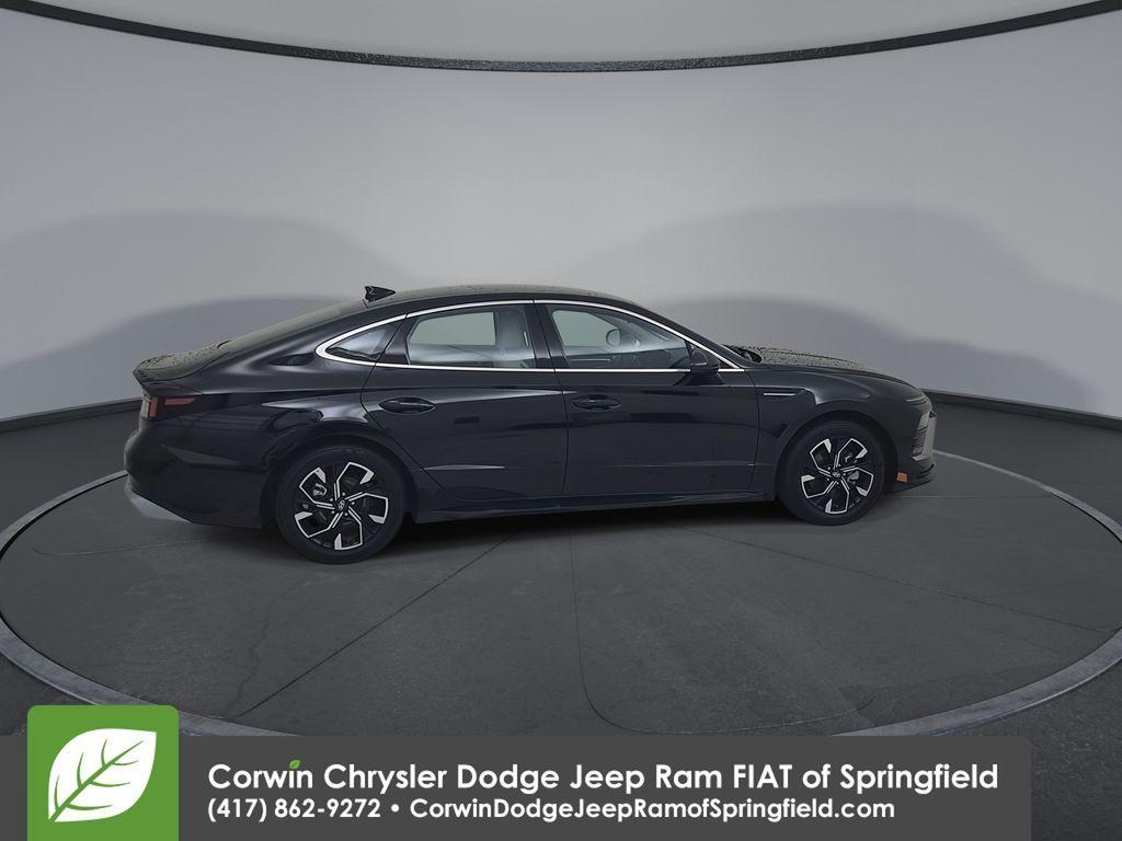 used 2025 Hyundai Sonata car, priced at $23,996