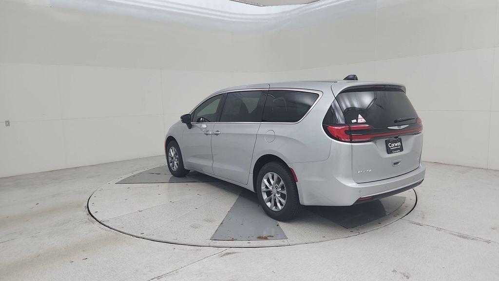 new 2026 Chrysler Pacifica car, priced at $45,721