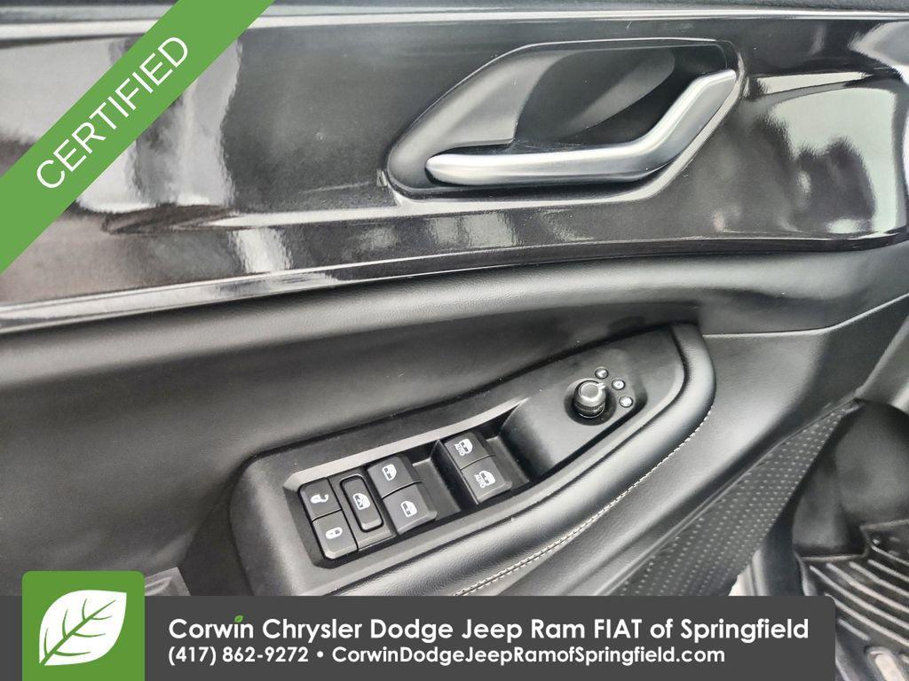 used 2023 Jeep Grand Cherokee car, priced at $27,220