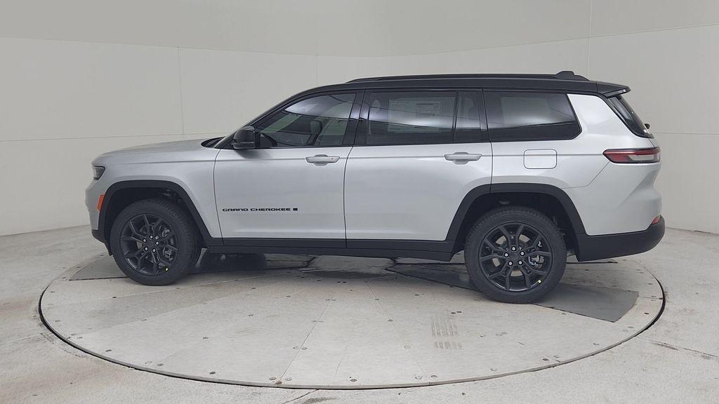 new 2025 Jeep Grand Cherokee L car, priced at $51,263