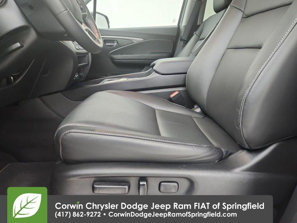 used 2025 Honda Ridgeline car, priced at $35,499