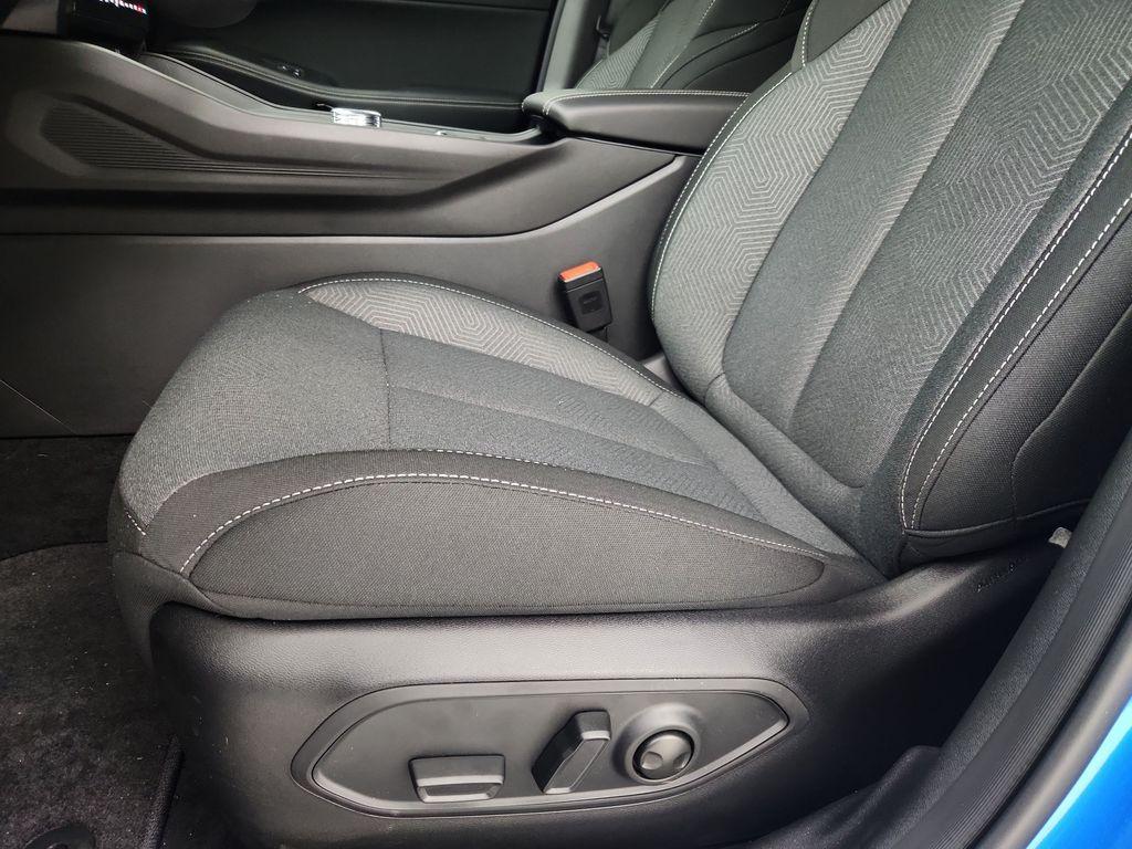 new 2026 Jeep Cherokee car, priced at $40,085