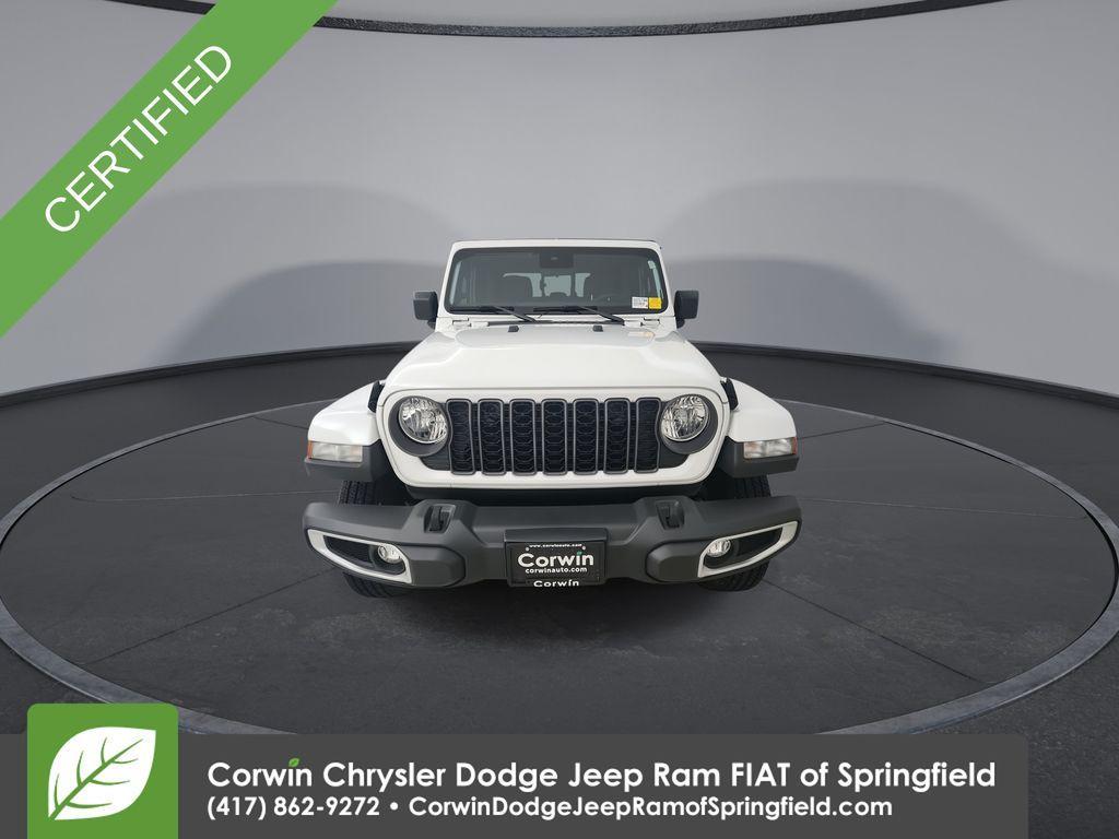 used 2024 Jeep Gladiator car, priced at $36,971