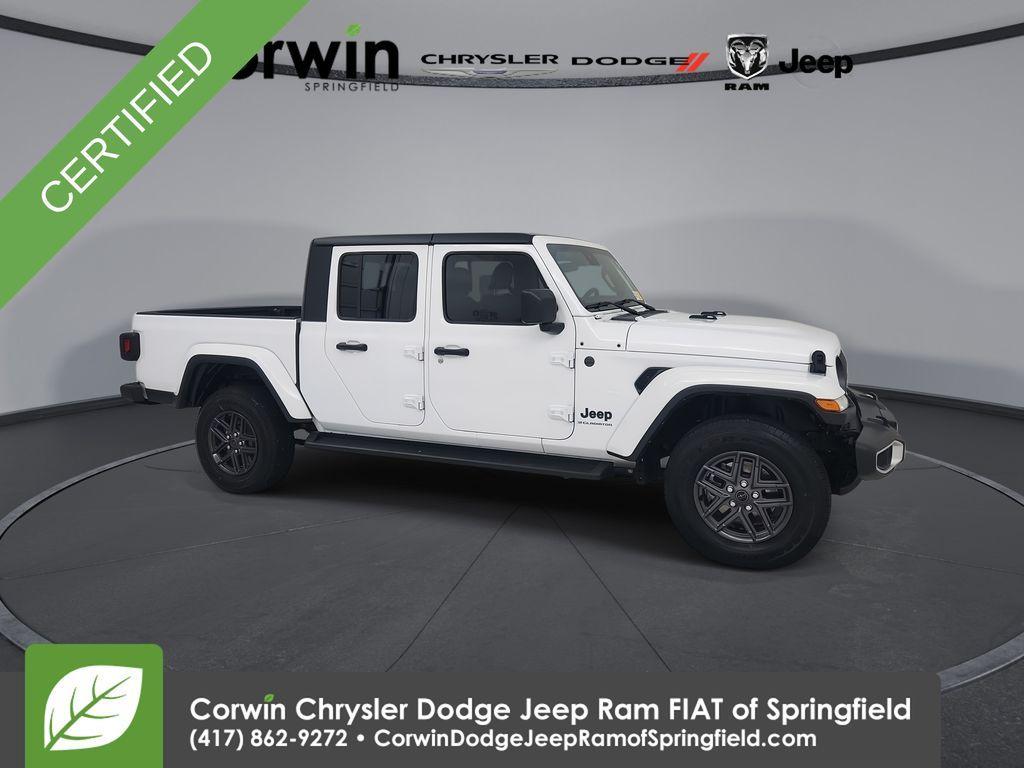 used 2024 Jeep Gladiator car, priced at $36,971