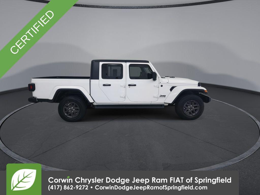 used 2024 Jeep Gladiator car, priced at $36,971