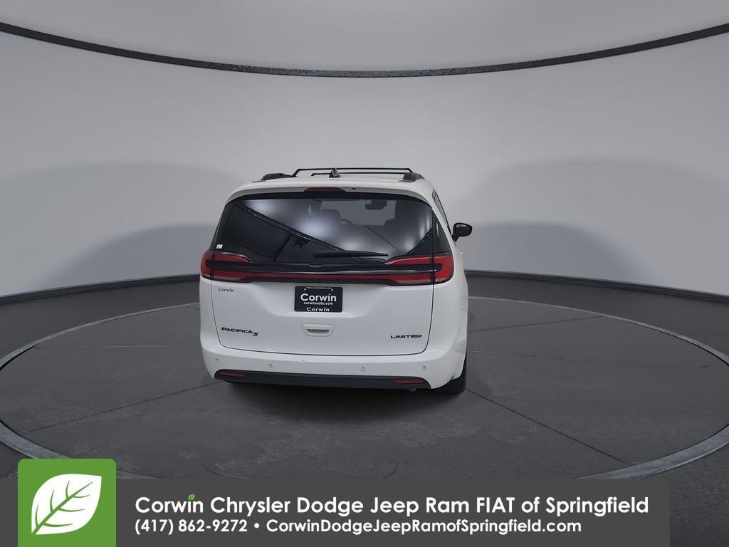 used 2025 Chrysler Pacifica car, priced at $33,300