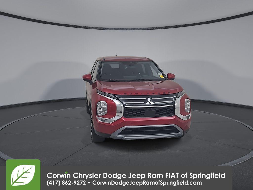 used 2025 Mitsubishi Outlander car, priced at $25,950