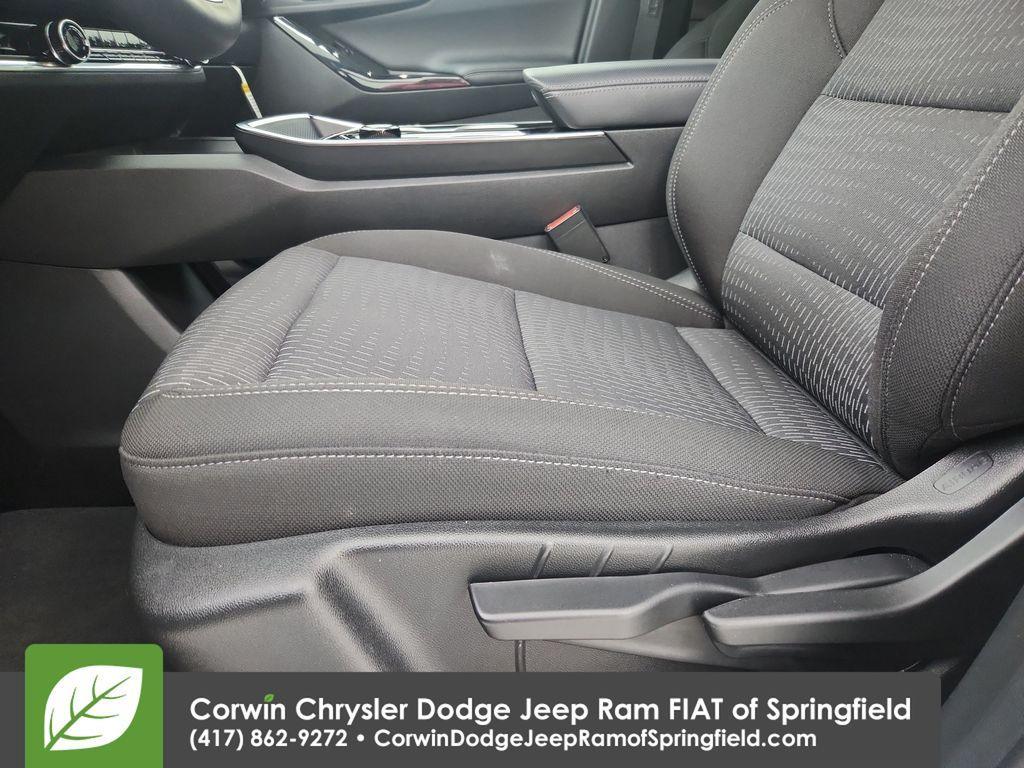used 2026 Chevrolet Equinox car, priced at $29,170