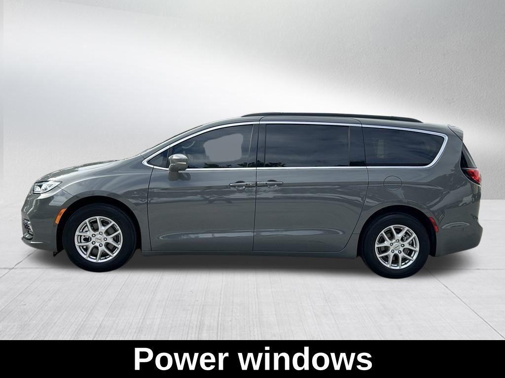 used 2022 Chrysler Pacifica car, priced at $30,977