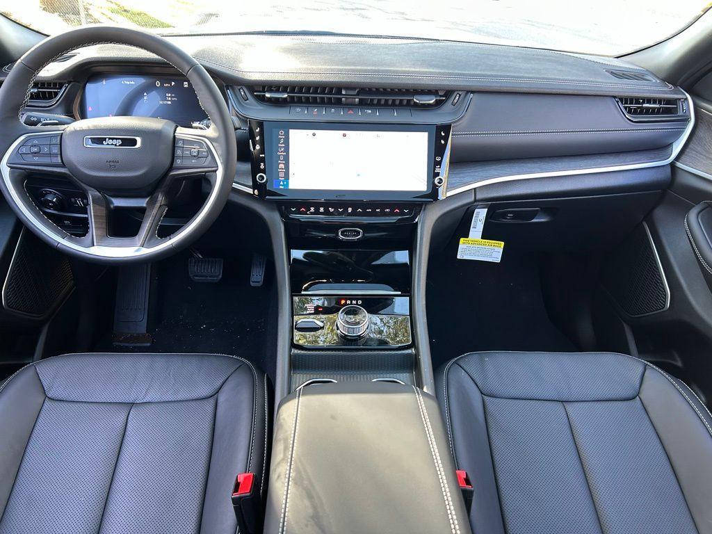 new 2026 Jeep Grand Cherokee car, priced at $51,115