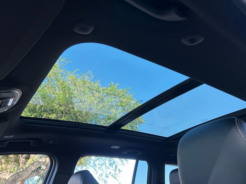 new 2026 Jeep Grand Cherokee car, priced at $51,115