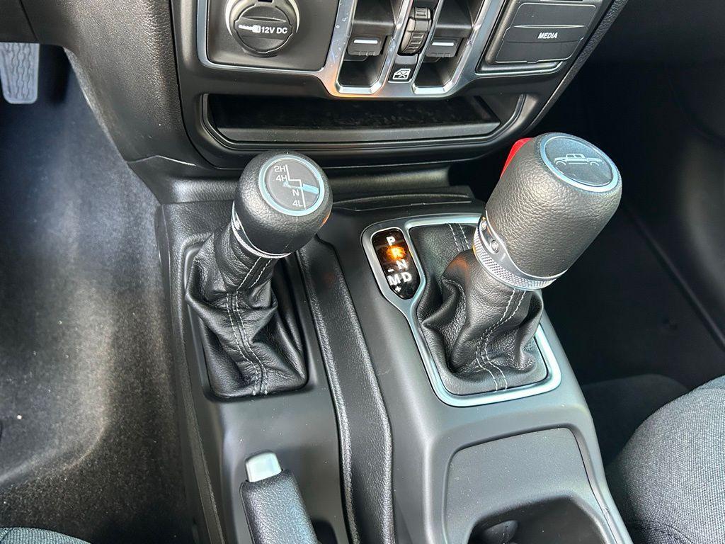 new 2026 Jeep Gladiator car, priced at $44,579