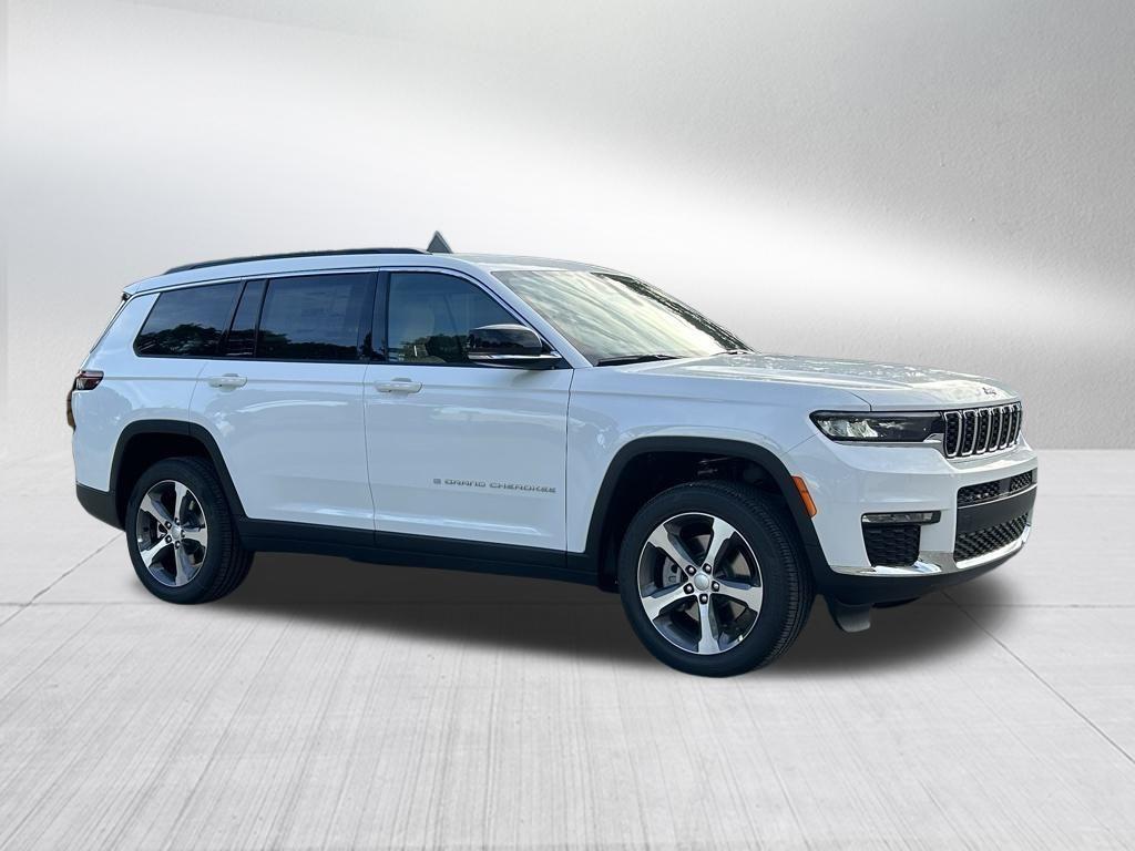 new 2025 Jeep Grand Cherokee L car, priced at $43,976