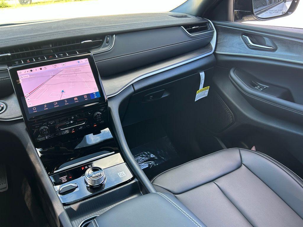 new 2025 Jeep Grand Cherokee L car, priced at $45,310