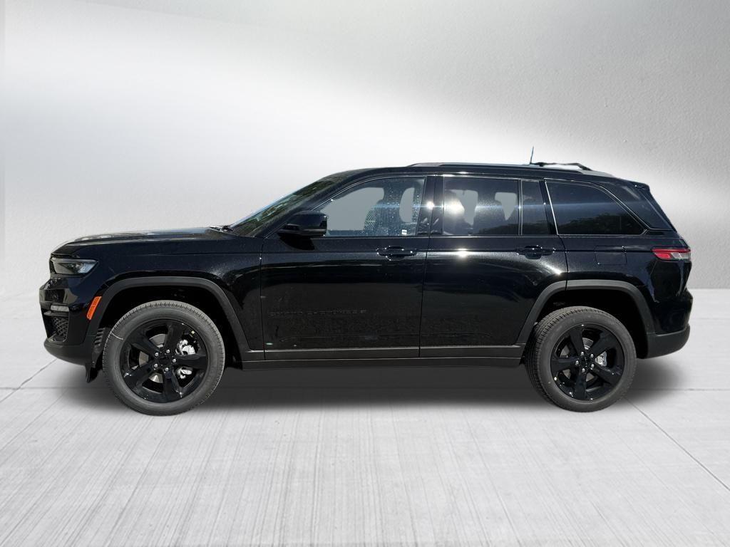 new 2025 Jeep Grand Cherokee car, priced at $39,148